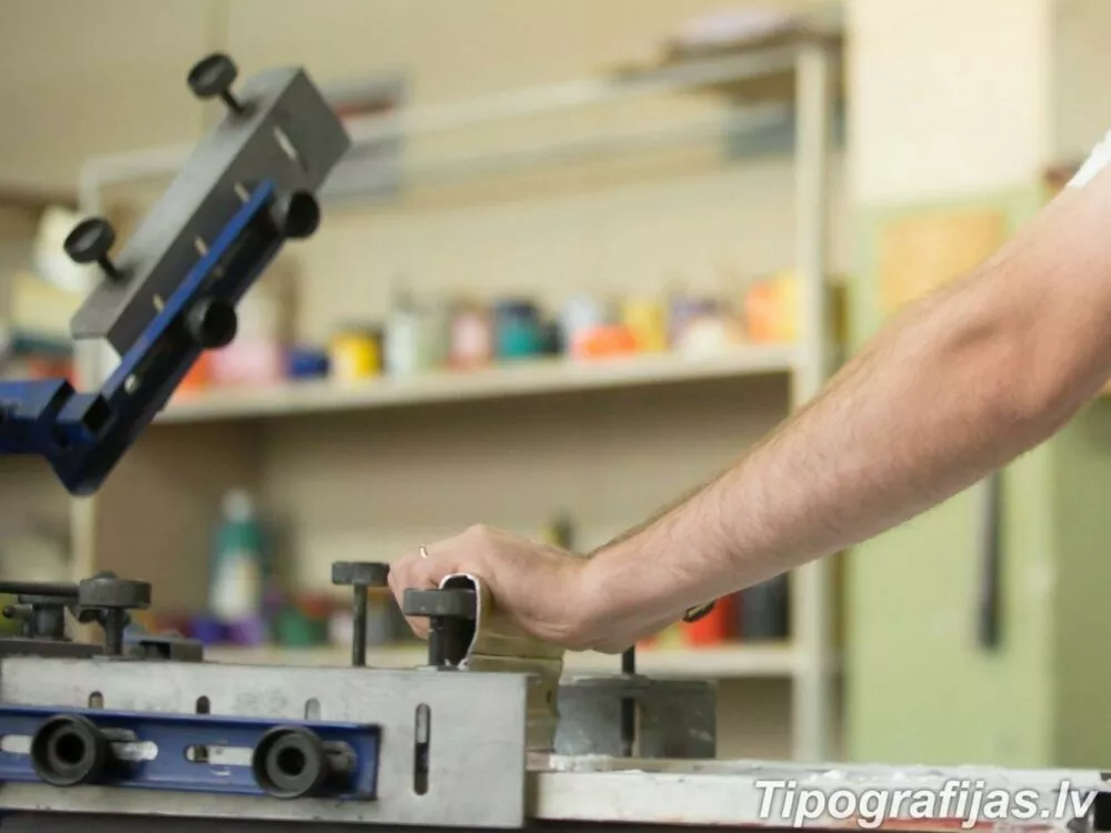 Screen printing - a method of displaying images using a stencil